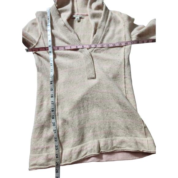 Banana Republic Women's Lambswool and Cashmere Blend VNeck Stripe Hooded Sweater - Picture 4 of 5
